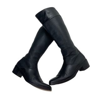 BALENCIAGA Black Leather Riding Boot.  Made in Italy.  Size 39 / 9. Authentic